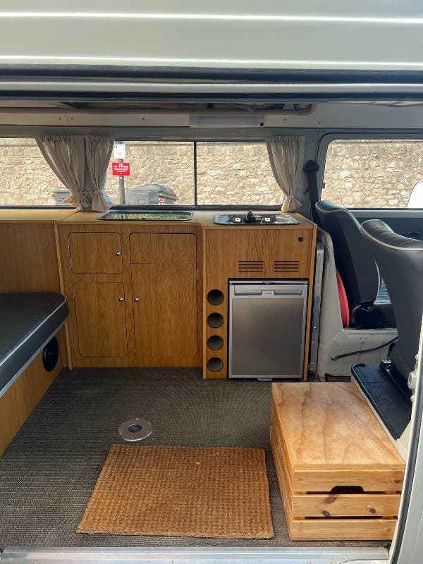 Dove Grey T2 Kamper 1976